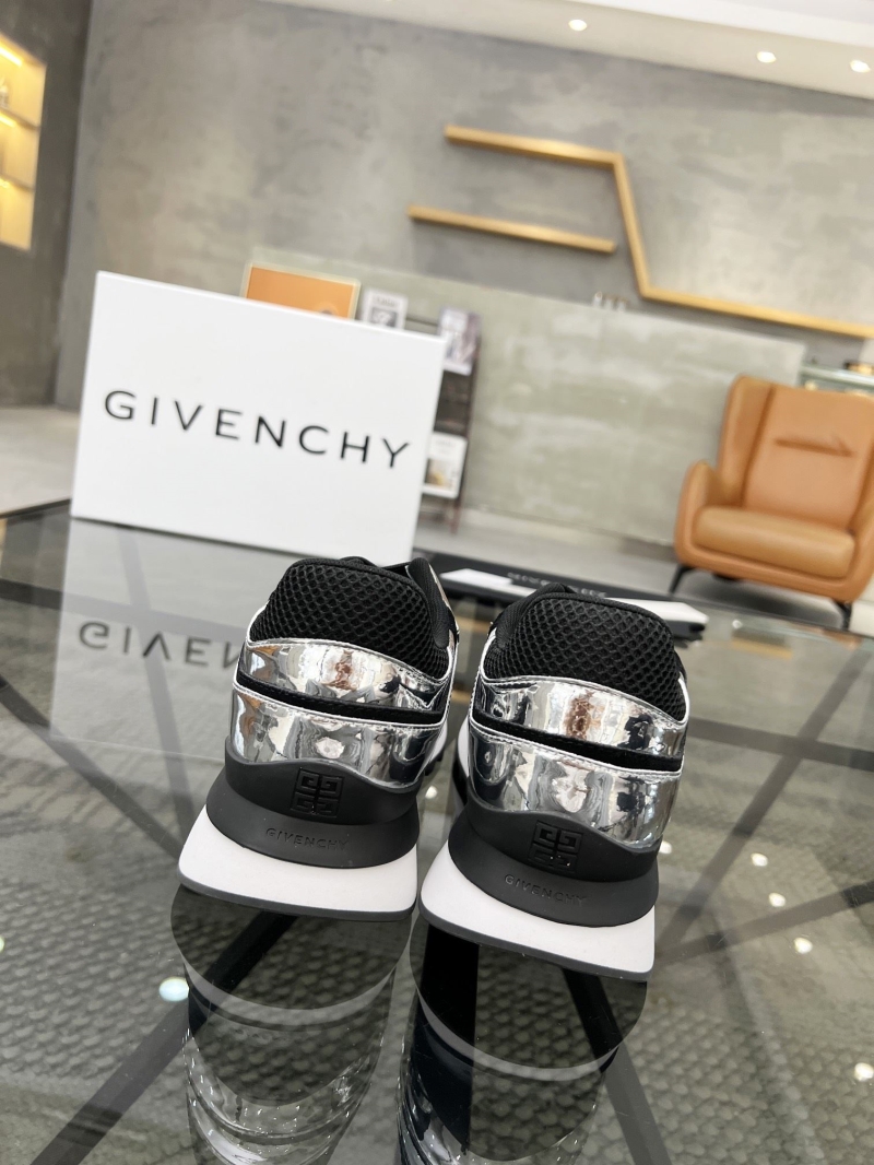 Givenchy Sneakers